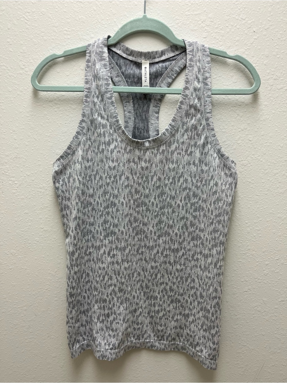 Athleta Women's M Gray White Animal Print Racerback Tank Lightweight Scoop